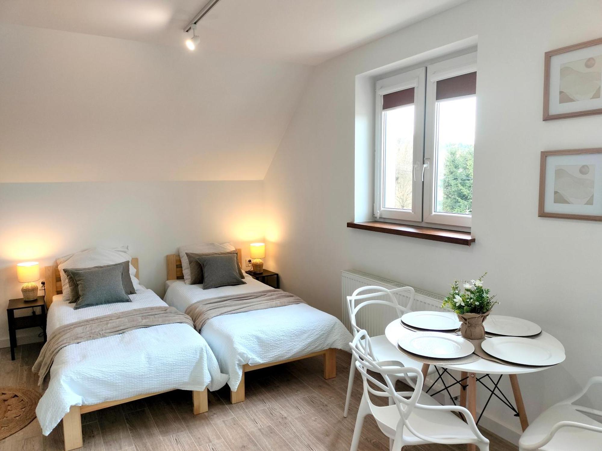 Agroturystyka Jodlowa - Rodzinne Apartamenty W Centrum Gor Swietokrzyskich - Sala Zabaw, Zwierzeta, Bilard Krajno-Zagorze Exterior foto